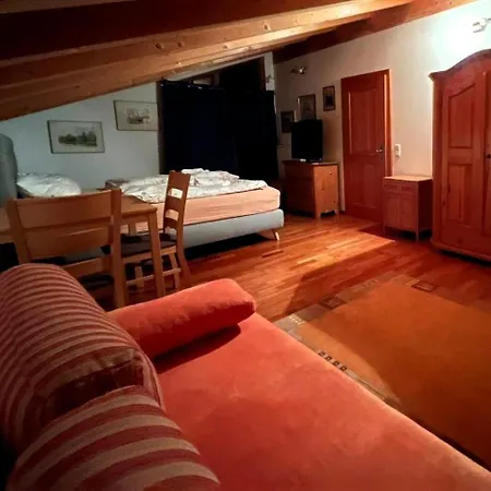 Apartment Haus Pacalulu *