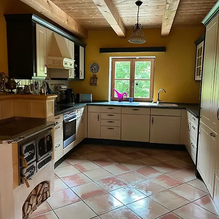 Haus Pacalulu Apartment