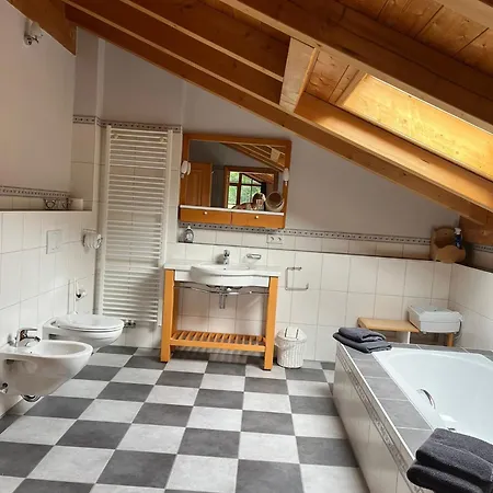 Haus Pacalulu Apartment